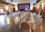 Festtafel im Saal - "Zum goldenen Löwen" Hohenleipisch